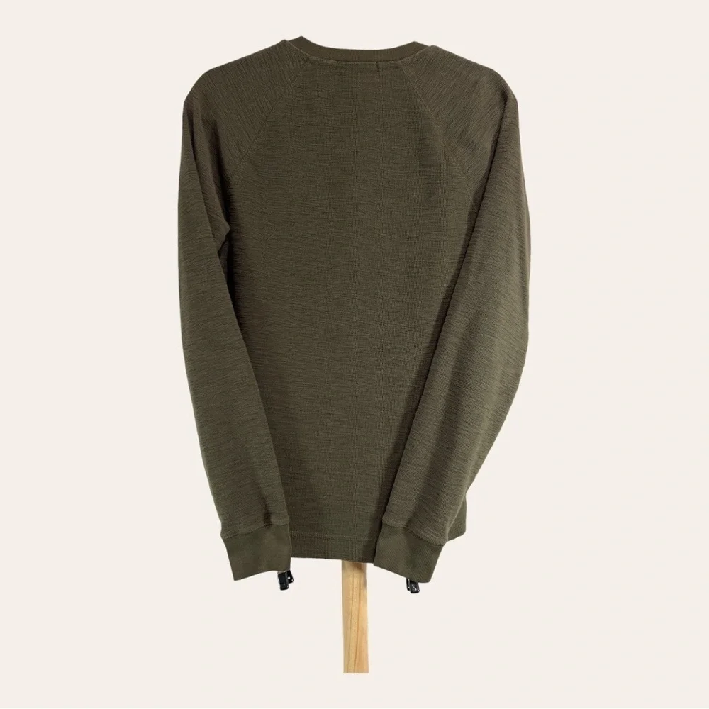 Banana Republic Core Temp Henley Olive Green Waffle Knit Long Sleeve Pullover